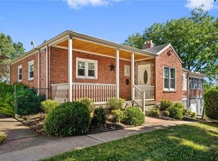 245 Linhart Ln, Pittsburgh, PA