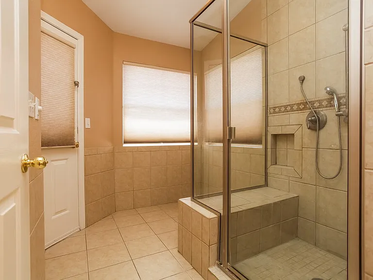 3826 Coleman St — Photo 10
