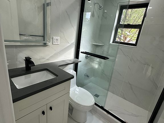 5th image of 21503 40th Ave #1F