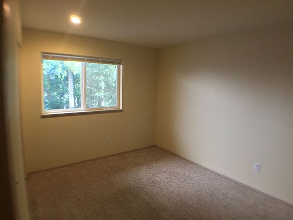 5th image of 12956 Granite Ln NW