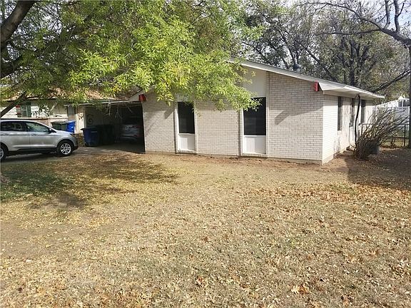 2nd image of 2104 Pontiac Dr
