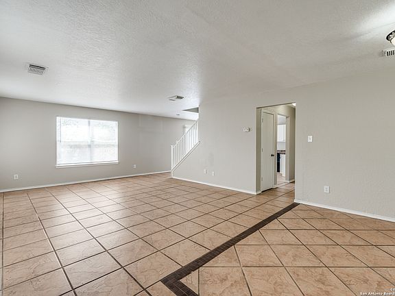 5th image of 11038 VOLLMER LN