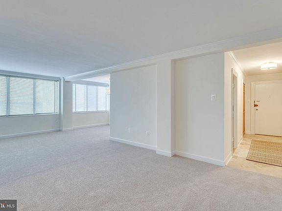 3rd image of 6641 Wakefield Dr APT 602