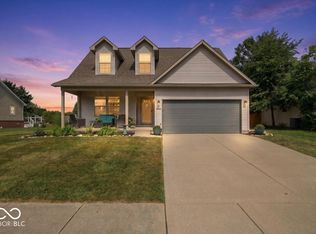 2016 Treving Dr, Cicero, IN 46034