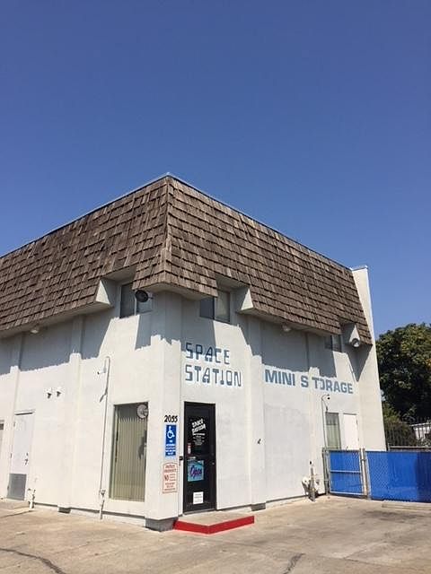 1st image of 2055 West Ln