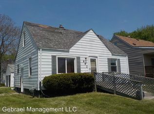 652 Ingleside Ave, Flint, MI 48507