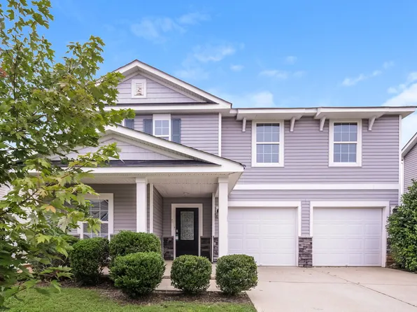 440 Kerriann Ln, Clayton, NC 27520