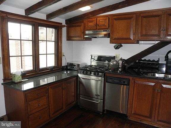 4th image of 113 S St Asaph St #3