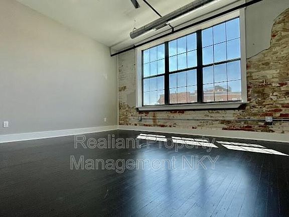 3rd image of 18 Saratoga St #401