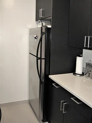Rented by Newell and Assoc. | media 4