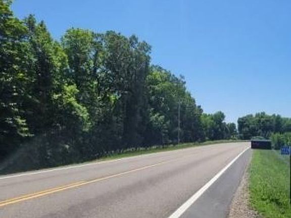 Exterior Neighborhood (street photo)