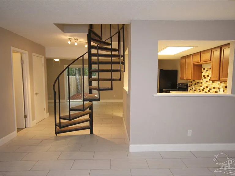 8436 Old Spanish Trail Rd — Photo 5