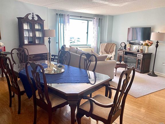 5th image of 136 Beach 117 St #7A