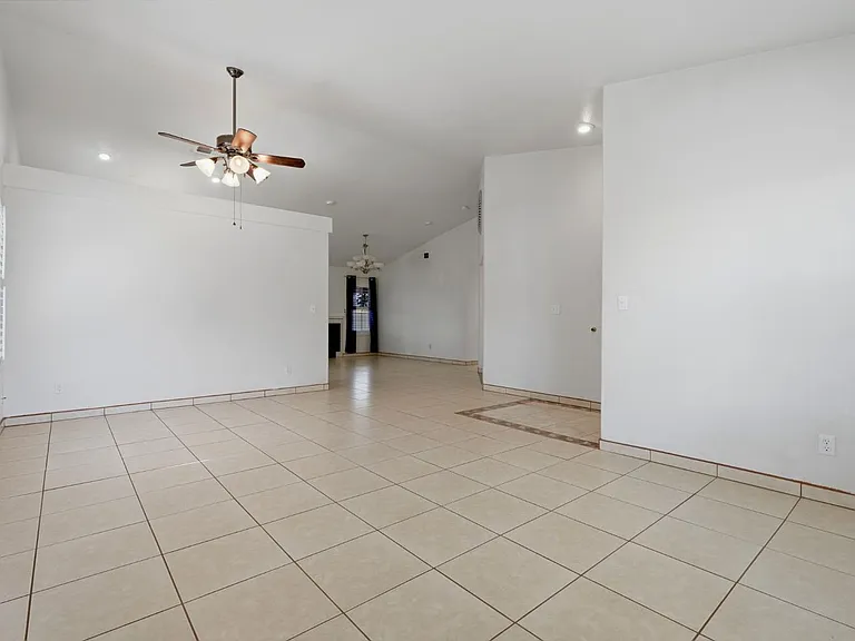 3006 Mission Dr — Photo 9