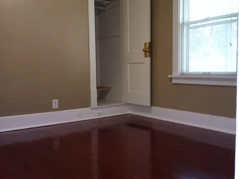 4619 California St — Photo 35