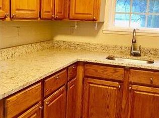75 Suffern Ln, Thiells, NY 10984