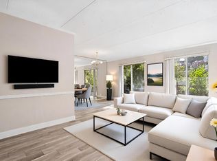 1077 River Rd #TOWNHOUSE 5TH, Edgewater, NJ 07020