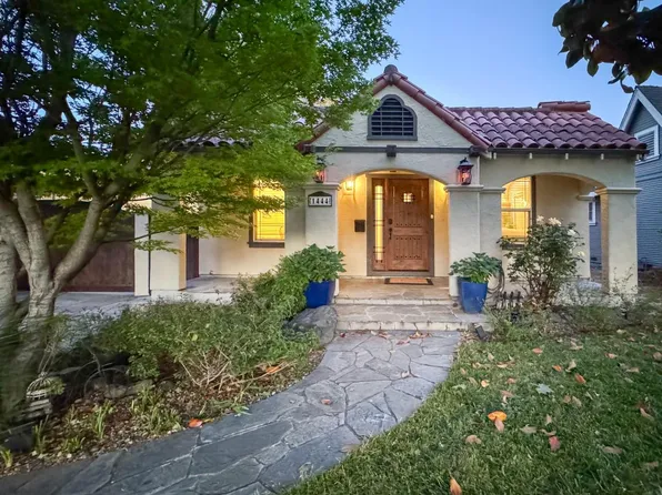 1444 McKendrie St, San Jose, CA 95126