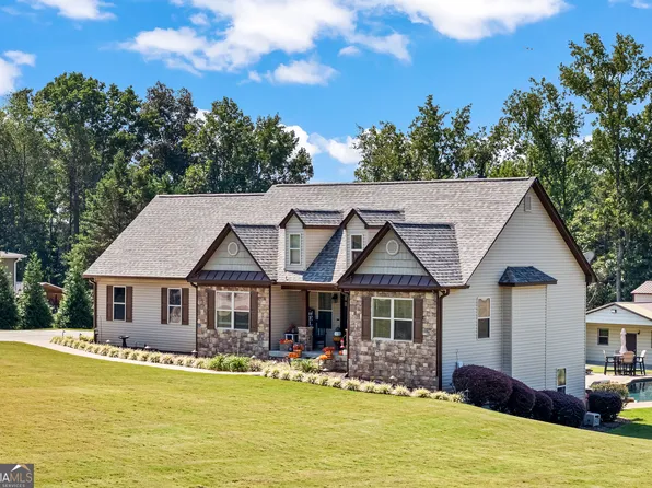 300 Stone Creek Dr, Hull, GA 30646