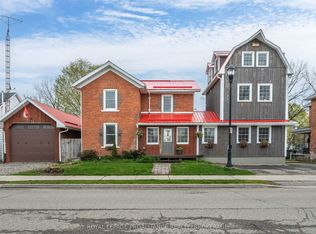 277 Brock St, Gananoque, ON K7G 1K5