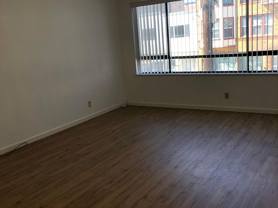 1st image of 2115 Clement St APT 1