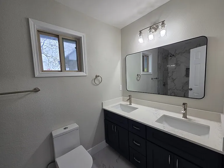 413 Sheila Ln — Photo 7