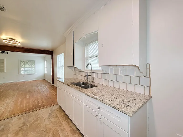 2816 Elser St — Photo 15
