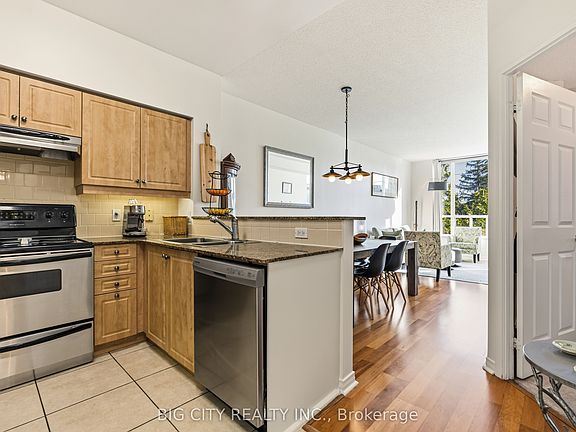 5th image of 455 Rosewell Ave #412