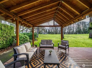 8610 Zircon Dr SW, Lakewood, WA