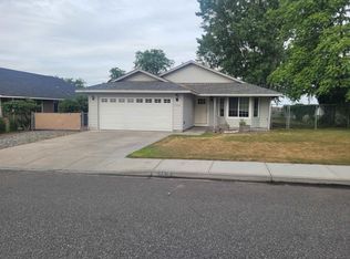 5508 Koufax Ln, Pasco, WA 99301