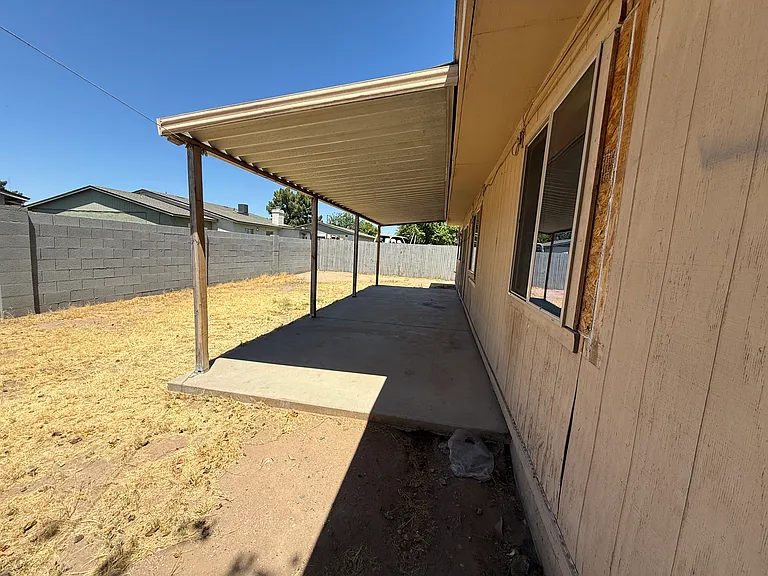 8318 W Fairmount Ave — Photo 17
