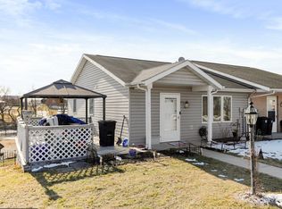 80 Nottingham Dr, Chambersburg, PA 17201