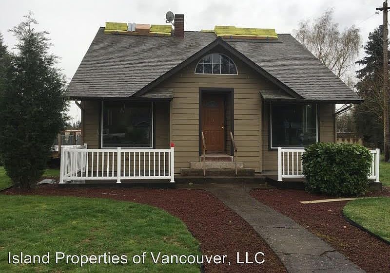 1st image of 10809 NE 14th St
