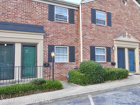 3rd image of 2530 E North St APT 3J