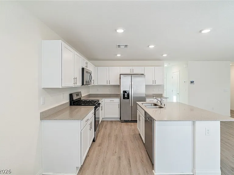 3366 La Cura Ave — Photo 5