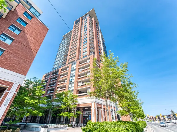 800 Lawrence Ave W #2013, Toronto, ON M6A 0B1