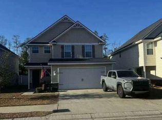 215 Grandview Dr, Hinesville, GA 31313