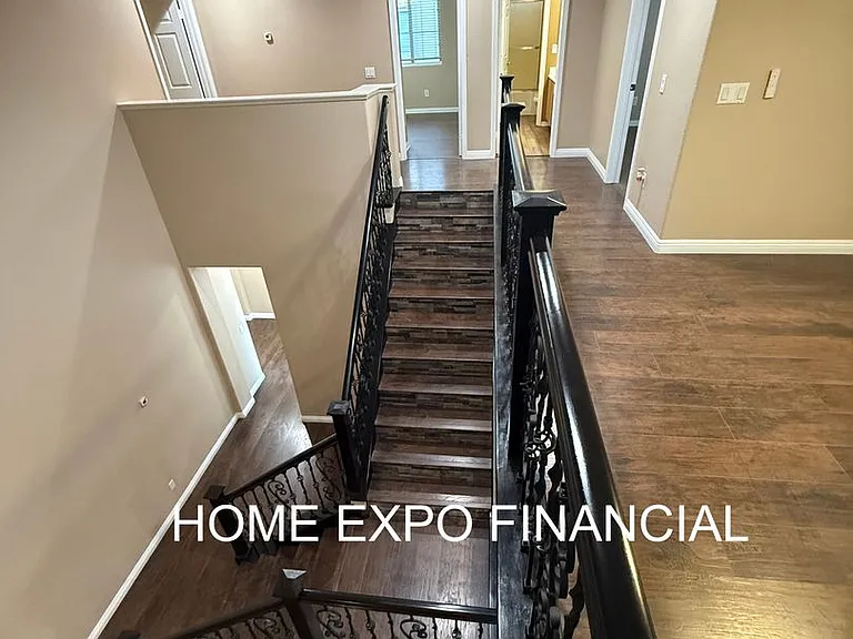 1456 Moonlight Dr — Photo 13