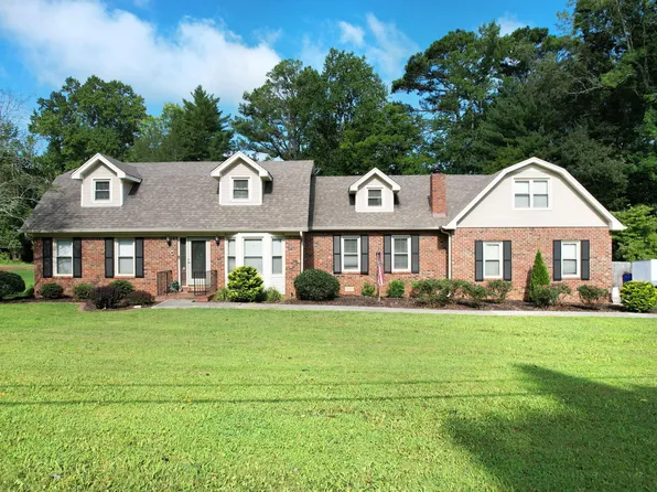 725 Everhart Dr NW, Cleveland, TN 37311