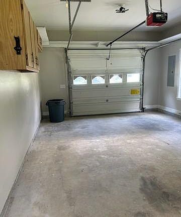 5th image of 103 W Dell Rd