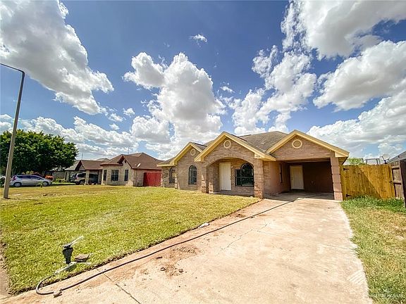 3rd image of 1703 Esperanza Ave
