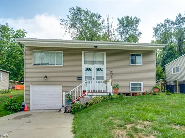 1637 Vicgross Ave, Akron, OH 44310