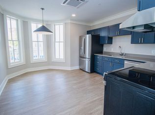 Historic Elegance Meets Modern Luxury 1 Bed / 1 Bath Apartment in Downtown Columbia, Columbia, SC 29201