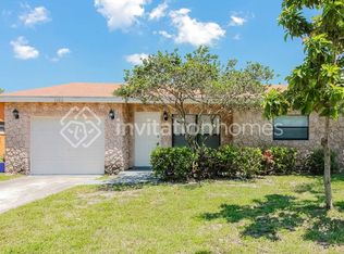 22816 SW 65th Way, Boca Raton, FL 33428