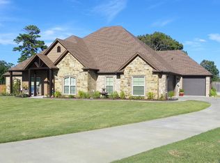 232 Circle Clb, Longview, TX 75602