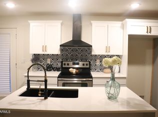 2701 E Pueblo Ave, Phoenix, AZ 85040