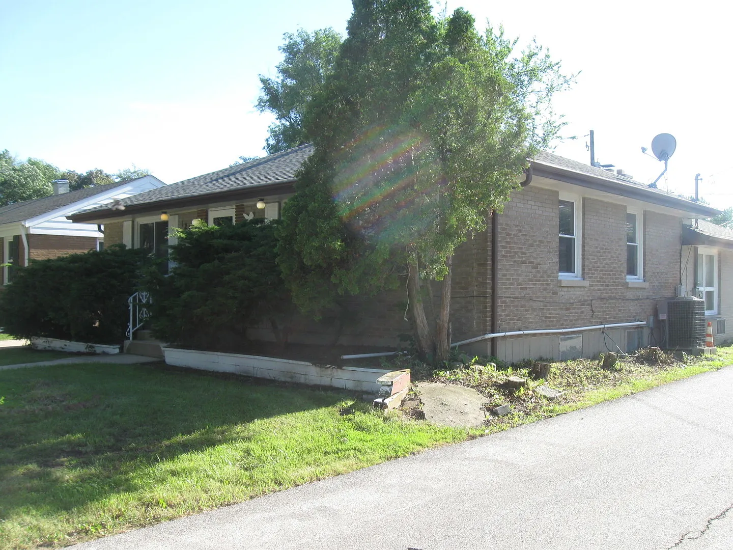 1212 N Irving Ave photo 1