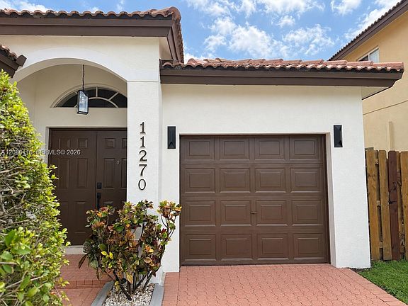 2nd image of 11270 NW 53rd Ln