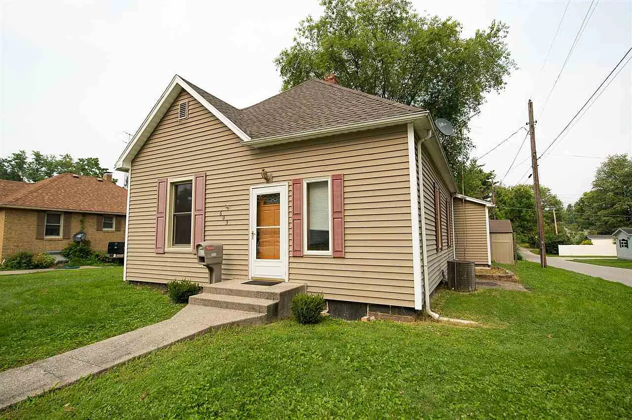 603 N Lambert St photo 1