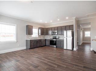 1163 Montauk Hwy #B4, Copiague, NY 11726
